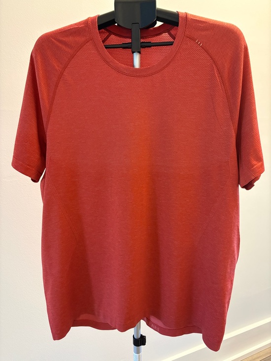 lululemon athletica Other - Lululemon Metal Vent Tech Short Sleeve ~ 2XL ~ Rustic Coral / Dare Devil